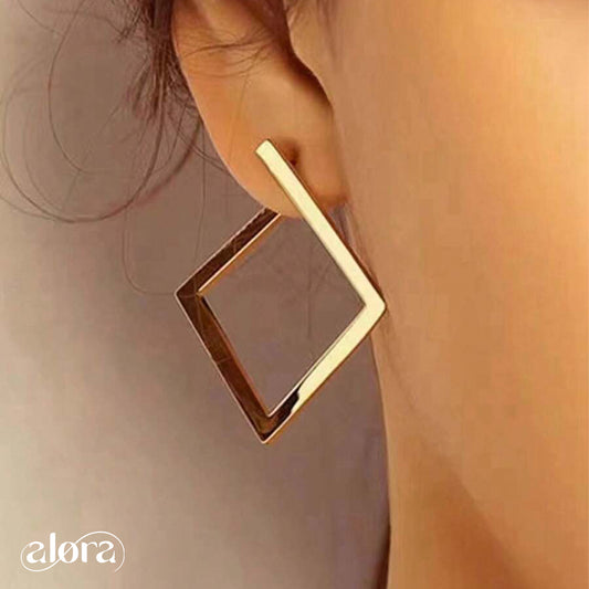 Geometric Diamond Shaped Arrow Dangle Earrings